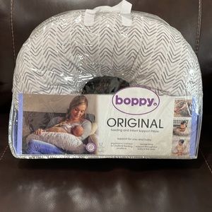Boppy Original Support Nursing Pillow Gray Cable Stitch-Like New